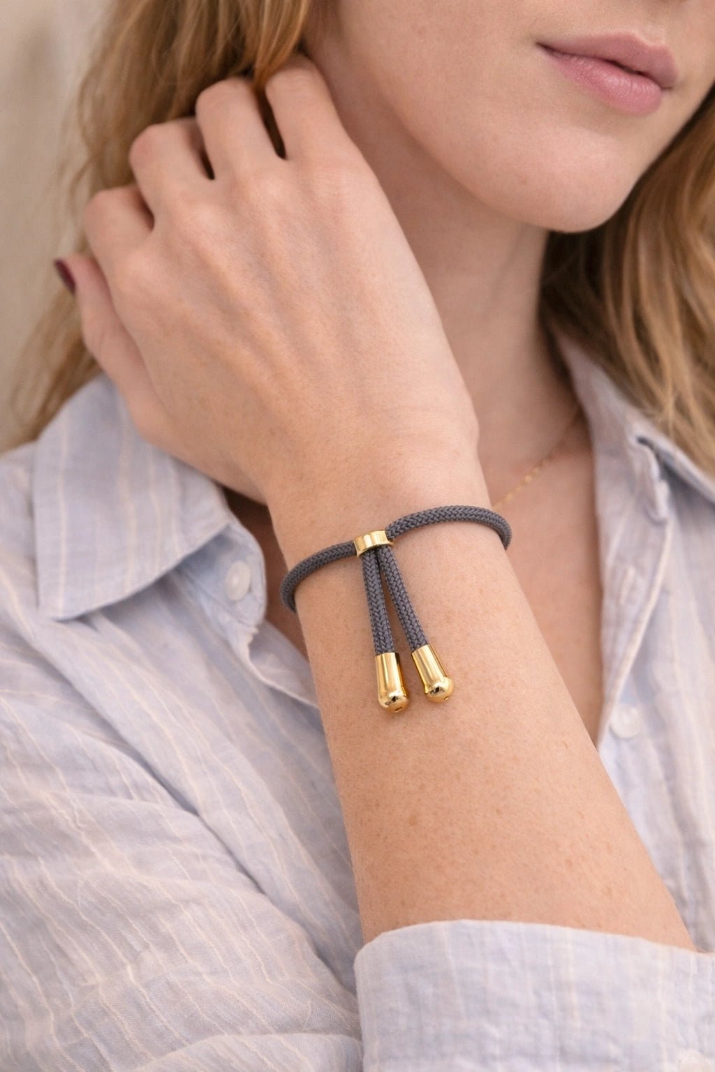 Pulsera Bimba Gris con terminaciones doradas - ZAFFI joyas